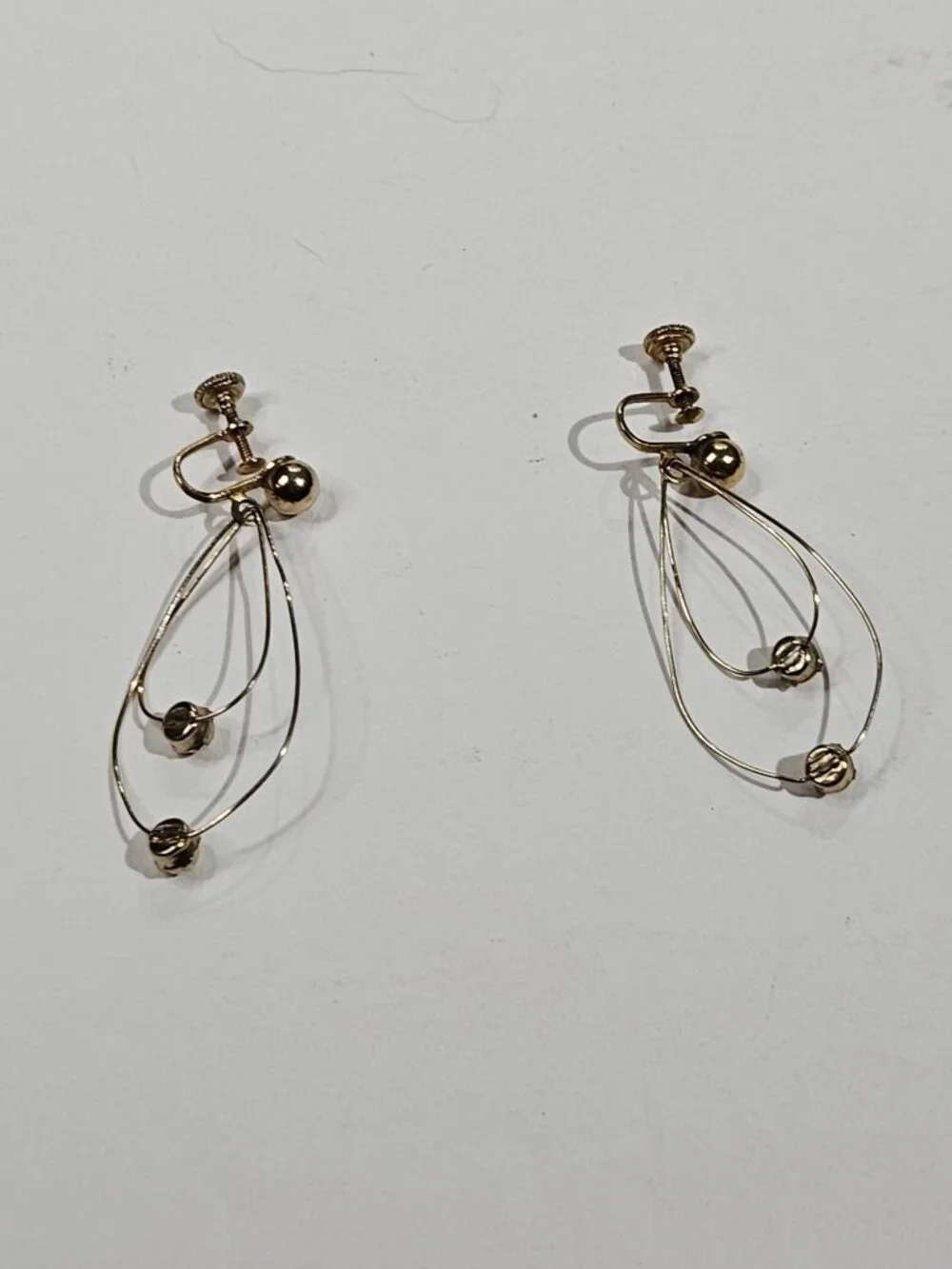 Vintage Goldtone Screw Back Earrings Double Teardrop Dangle Beaded 2 inches